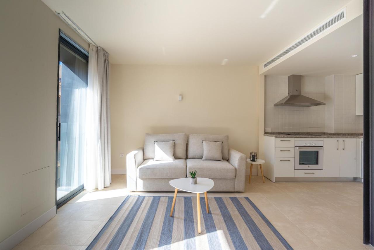 Urbe10 Carreteria Big Terrace Suite Malaga Bagian luar foto