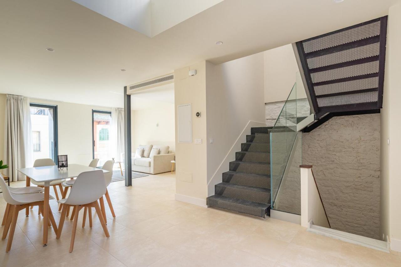 Urbe10 Carreteria Big Terrace Suite Malaga Bagian luar foto