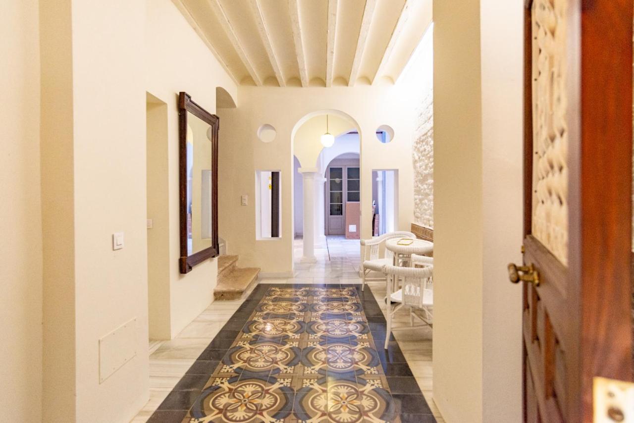 Urbe10 Carreteria Big Terrace Suite Malaga Bagian luar foto
