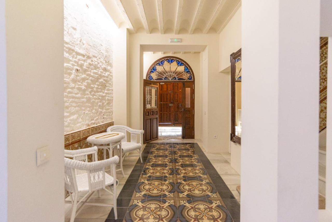 Urbe10 Carreteria Big Terrace Suite Malaga Bagian luar foto